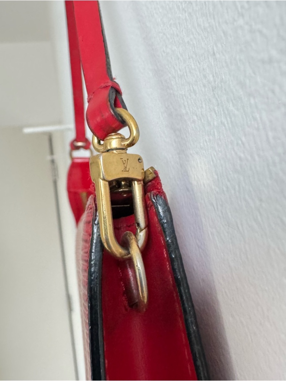 Louis Vuitton with box and dust bag Epi Leather Pochette - Picture 10 of 10
